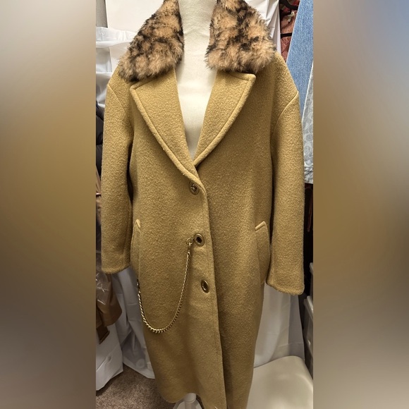 WomenCoach relaxed fit Jennifer Lopez  Lg  2021 collection never worn rare - Picture 2 of 16